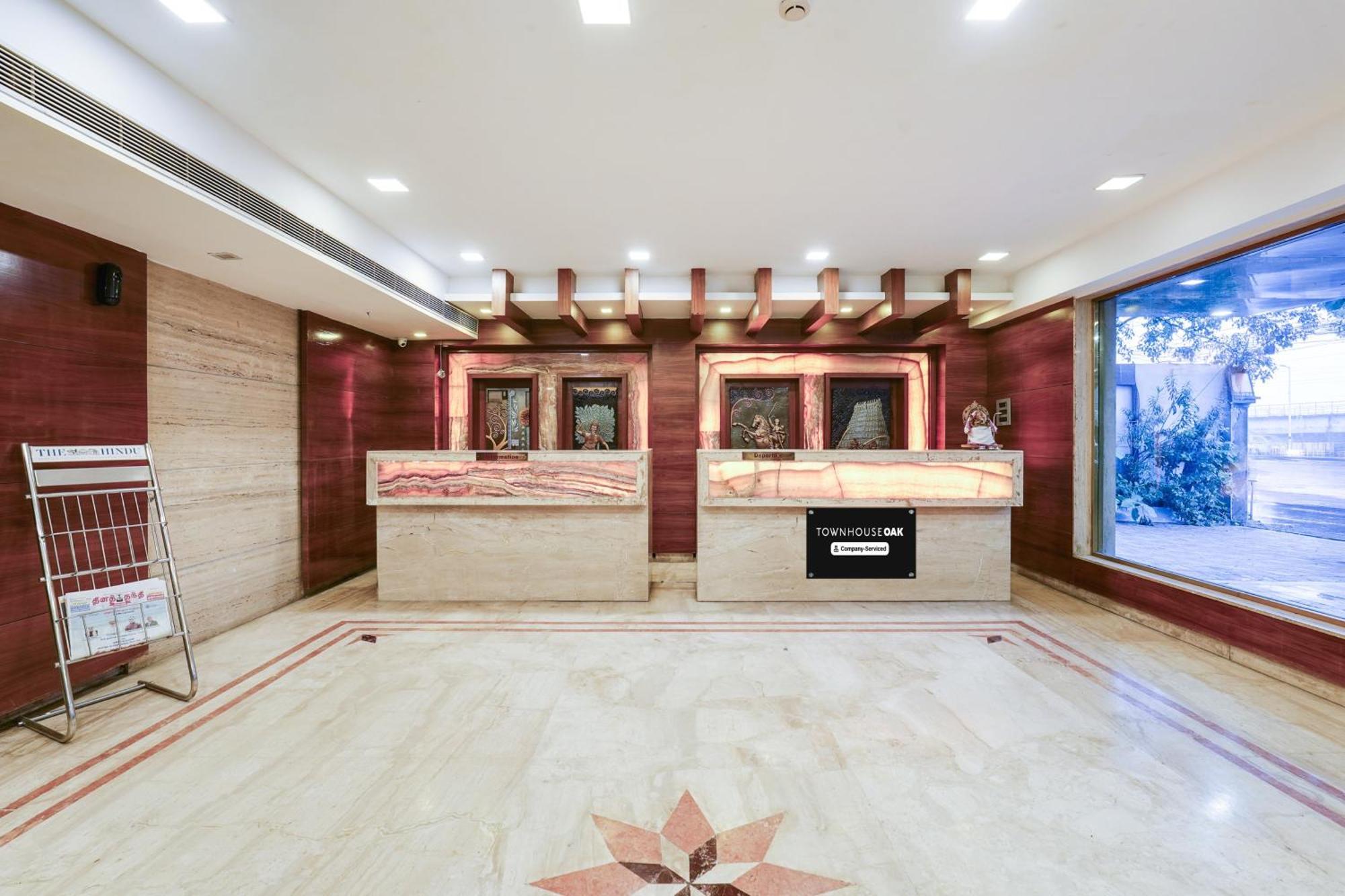 Super Townhouse Oak Alandur Near Chennai Airport Formerly Vijay Park Esterno foto