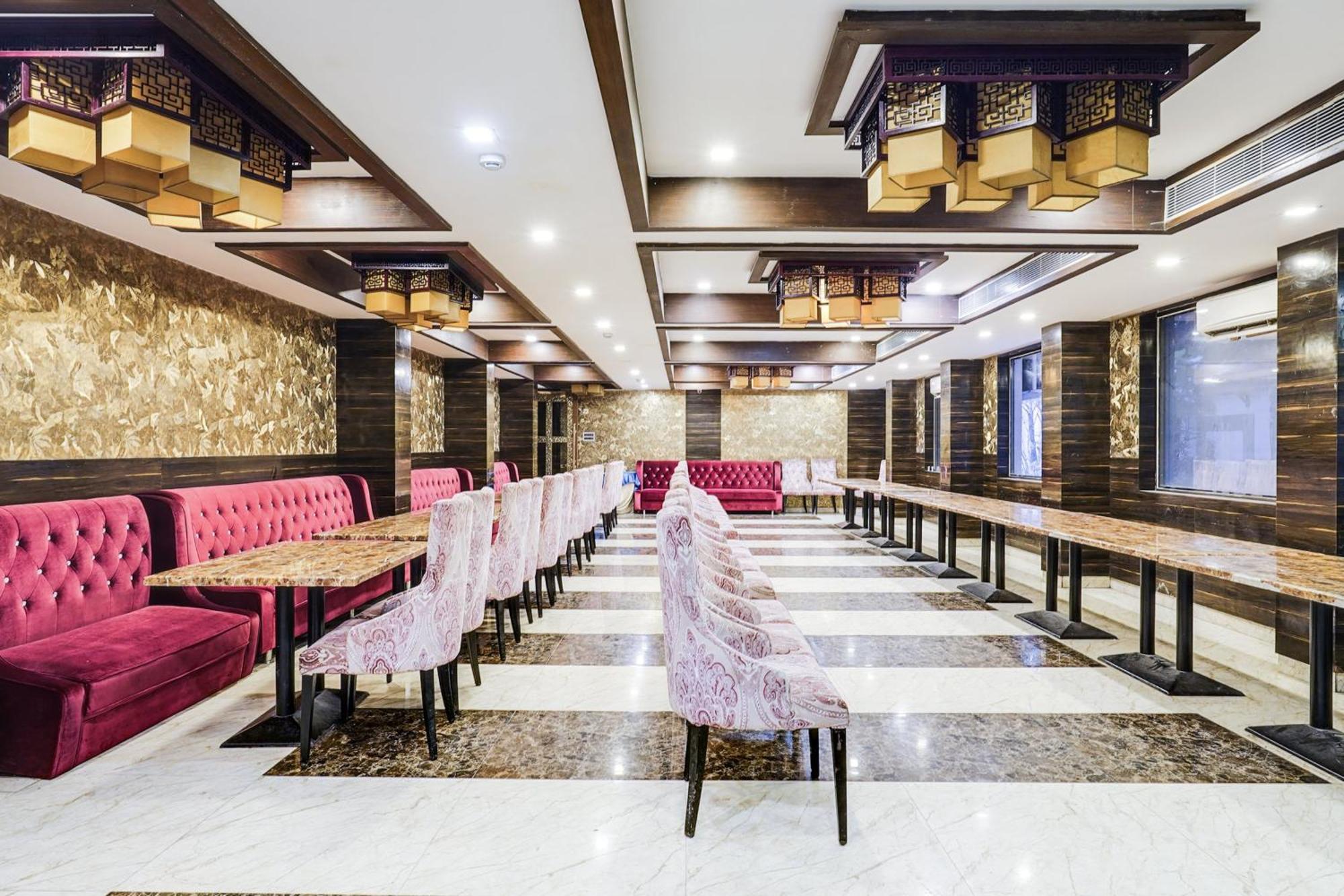 Super Townhouse Oak Alandur Near Chennai Airport Formerly Vijay Park Esterno foto